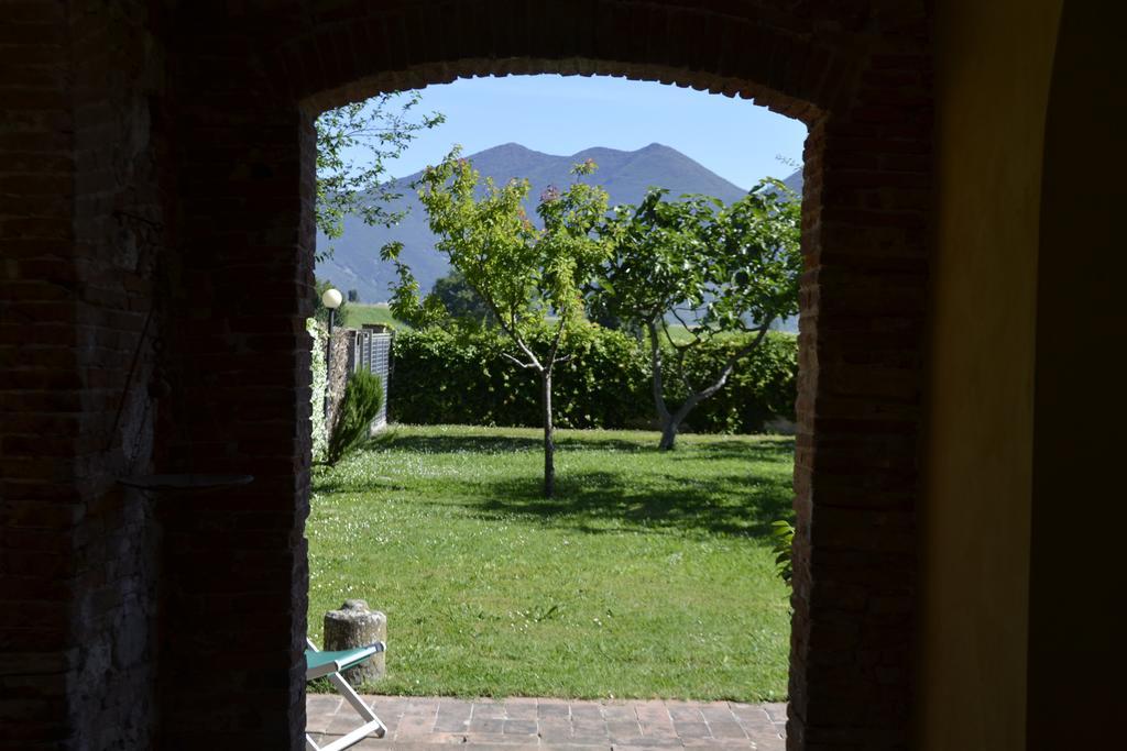 格力心月神住宿加早餐旅馆 卡希纳 外观 照片